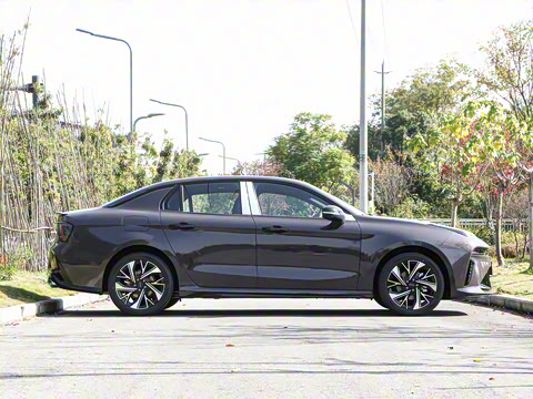 2026�� 1.5TD DCT Pro