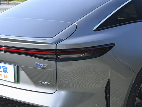 2026�� 710 Ultra�����״��