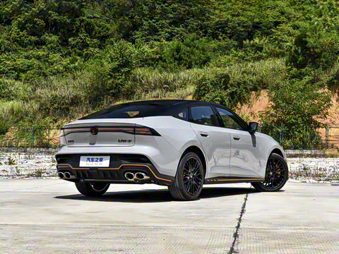 2025�� ������ 2.0T ������