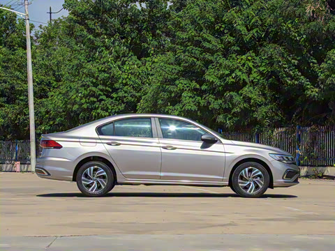 2025�� �Ŀ� 200TSI DSG���е�����