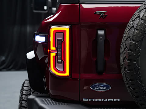 2026�� 2.3T ����SV7 36��������