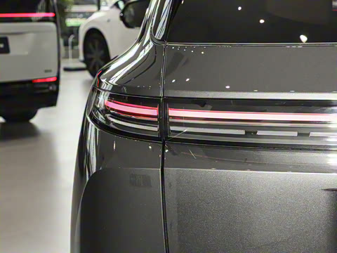 2025�� Max ���ܻ��°�