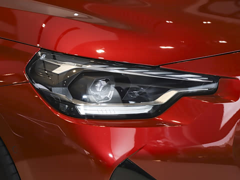 2025�� 225i M�˶���ҹ��װ