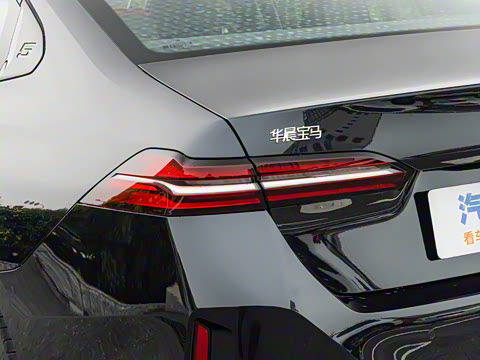 2026�� 530Li ������ M�˶���װ