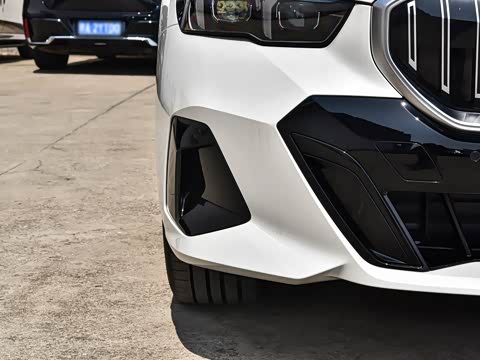 2026�� �Ŀ� eDrive 35L M�˶���װ