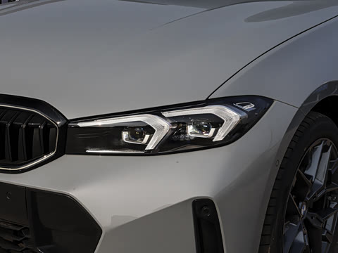 2026�� 330i M�˶���ҹ��װ