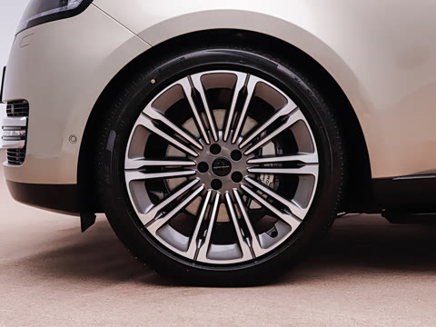 2026�� 3.0 L6 400PS AB�����