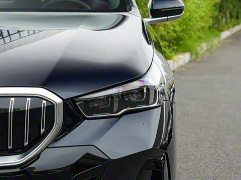 2026�� 530Li ������ M�˶���װ