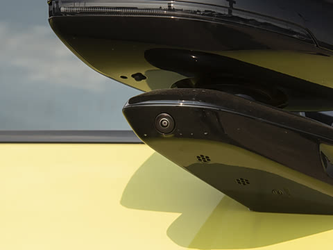 2025�� 750 ���������� Ultra