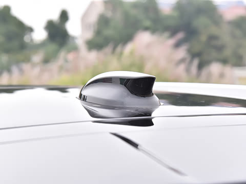 2025�� 2.0T PHEV ��������� 7��