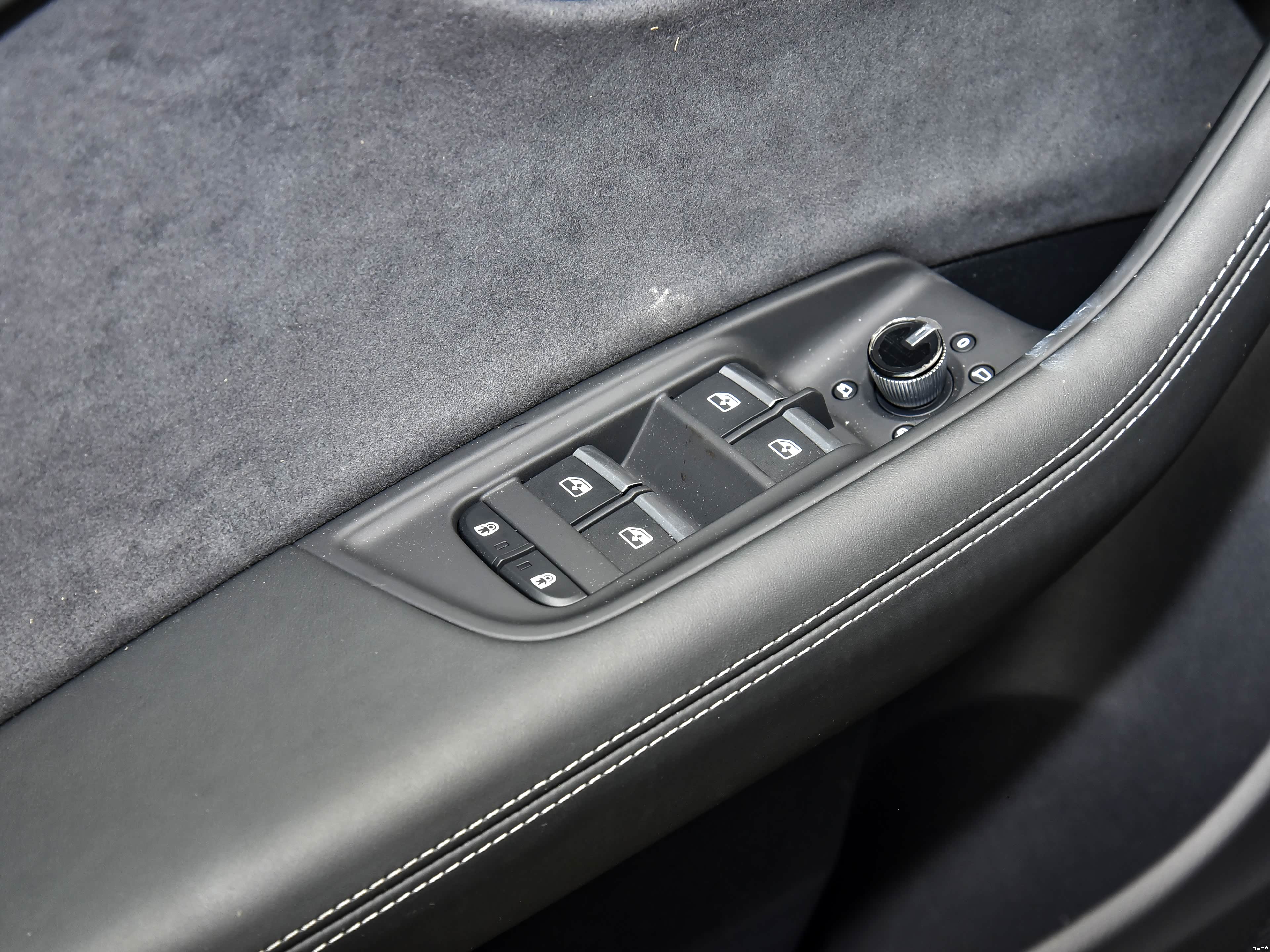 Audi SQ8, миниатюра 26