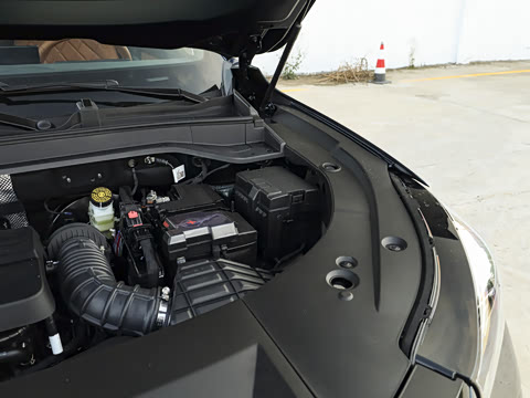 2027�� 2.0T �Զ�����������