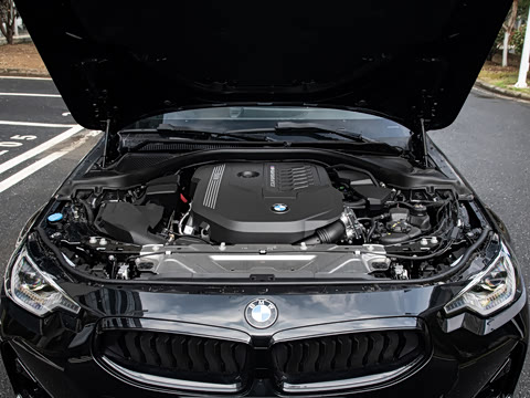 2026�� M240i xDrive