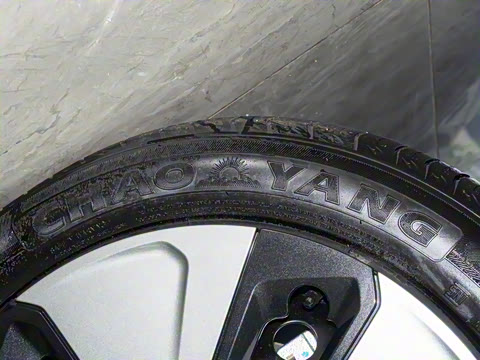 2025�� Plus 430 ������