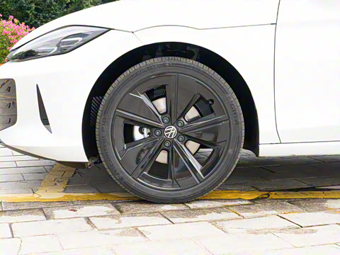 2026�� ���L GTS 380TSI ����