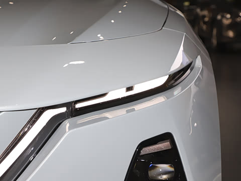 2025�� ����200 Pro