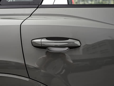 2026�� quattro 45�����ذ� 45TFSI quattro ʱ�ж�����