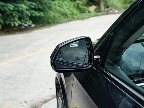 2025�� xDrive25Li M�˶���ҹ��װ