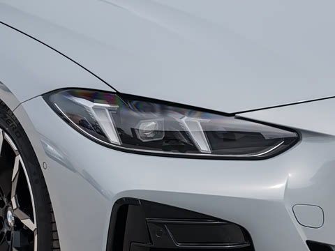 2026�� 430i M�˶���ҹ��װ