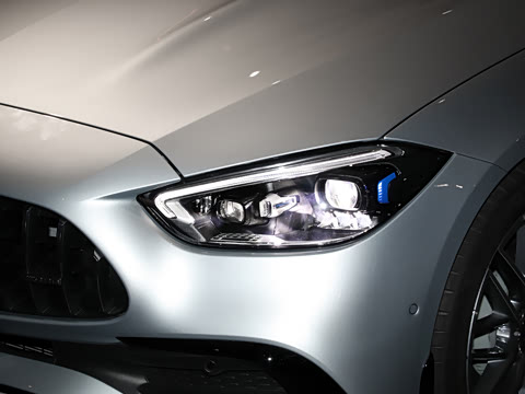 2026�� AMG C 43 4MATIC