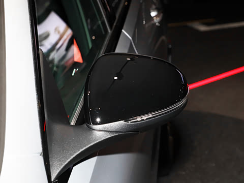 2026�� AMG C 43 4MATIC