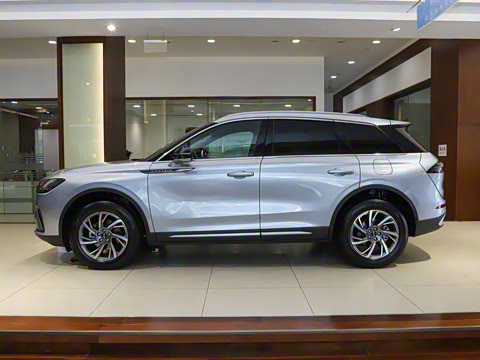 2025�� 2.0T ����������