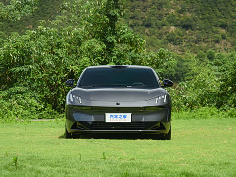 2025�� 240����Ultra