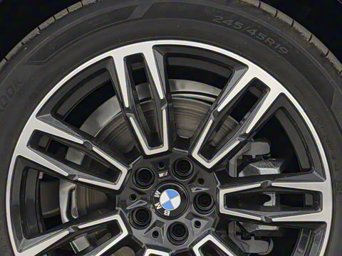 2026�� 525Li M�˶���װ