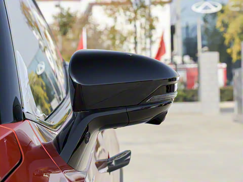 2026�� 300Ultra ��ΪǬ��ADS SE��