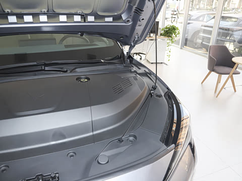 2025�� �Ŀ� 560MAX 185kW