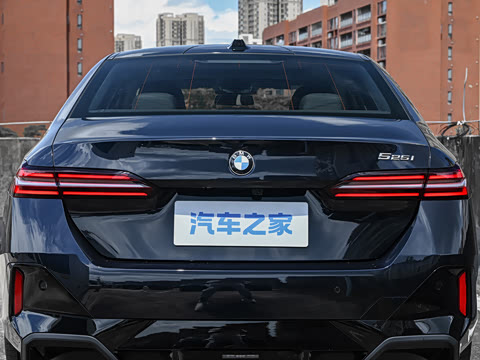 2026�� 525i M�˶���װ