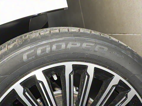 2026�� 2.0T ˫�������������