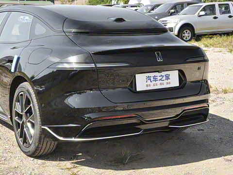 2025�� Ultra���̰�