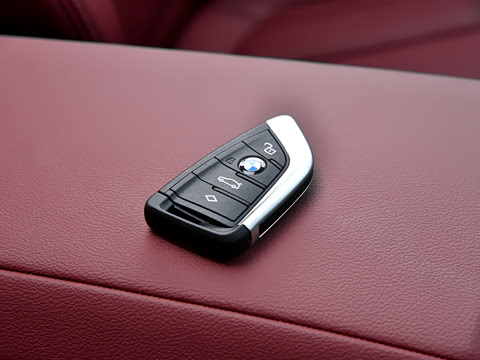 2026�� 425i M�˶���װ