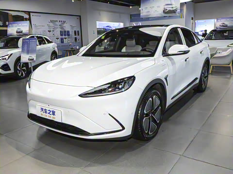 2025�� 735MAX 175kW