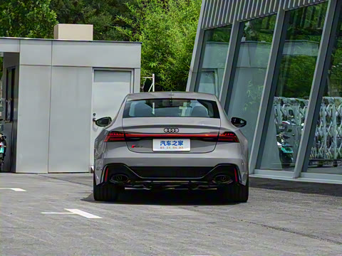 2025�� RS 7 4.0T Sportback performance