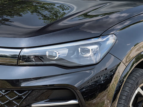 2027�� PRO 380TSI �����캽��