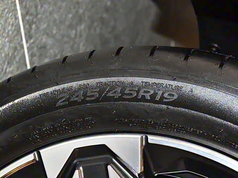 2025�� sDrive25i M�˶���װ