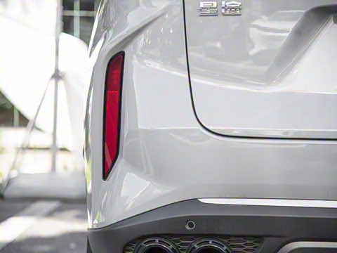 2025�� 100������Plus����