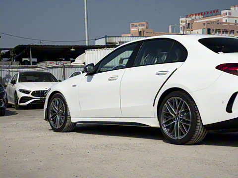 2026�� AMG C 43 4MATIC