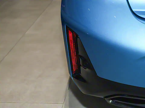 2025�� 330Li M�˶���ҹ��װ