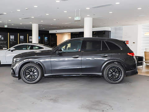 2026�� �Ŀ� AMG GLC 43 4MATIC