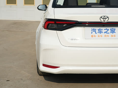 2026�� 1.8L ˫�� ��Ӣ��