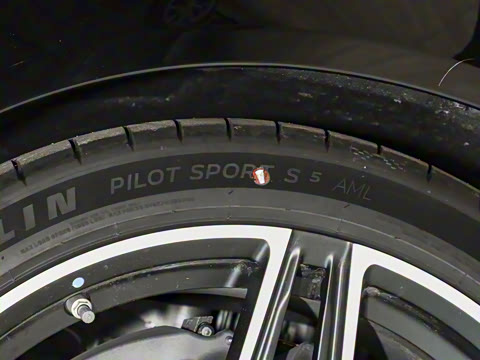 2024�� 4.0T V8 Coupe