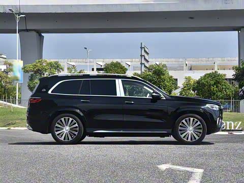 2026�� GLS 480 4MATIC ���ݰ�