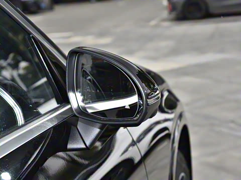 2026�� GLC 300 L 4MATIC ������