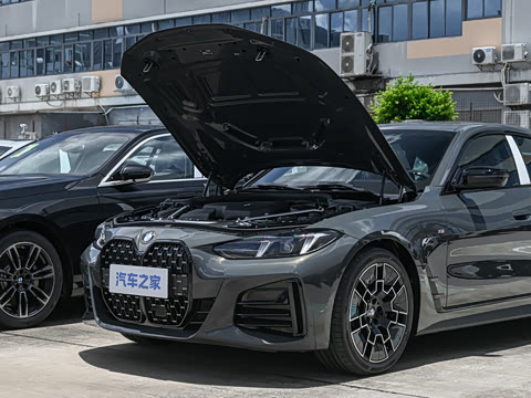 2026�� 430i Gran Coupe M�˶���ҹ��װ