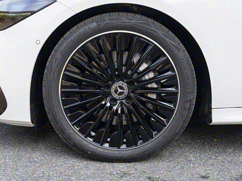 2026�� CLE 300 4MATIC �����ͽ��ܳ�