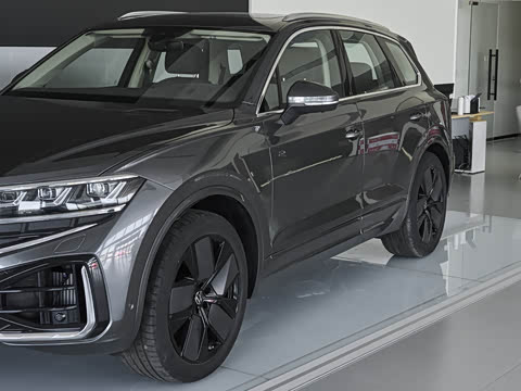 2026�� 3.0TSI �񾳰� �����˶���װ