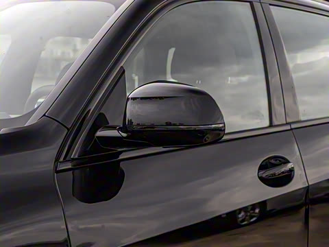 2025�� xDrive 40Li ������M�˶���ҹ��װ